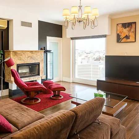 Luxury Penthouse With Large Terrace & Heated Jacuzzi Apartment *